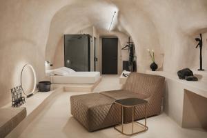 منطقة جلوس في Divine Cave Experience