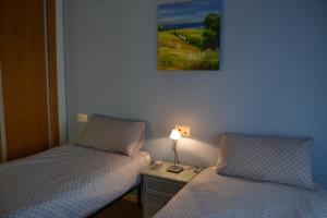 Postel nebo postele na pokoji v ubytování Casa Emperador - A Murcia Holiday Rentals Property