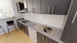 Kuchnia lub aneks kuchenny w obiekcie Casa Kazamour - A Murcia Holiday Rentals Property