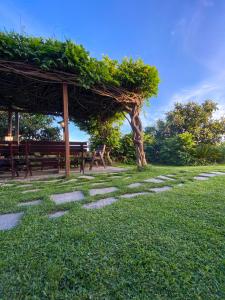 A garden outside Agriturismo Natta Di Monte Tabor