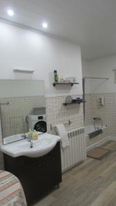Ένα μπάνιο στο Casa do Jorge +63 φωτογραφίες