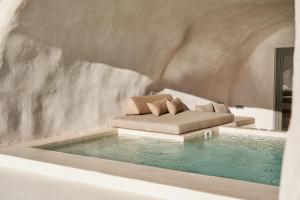 المسبح في Divine Cave Experience أو بالجوار