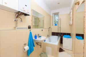 Kúpeľňa v ubytovaní Gdańsk Old Town Łagiewniki Apartment with Balcony + 14 fotografií