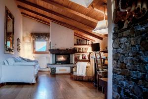 Gallery image of Charming Mountain Penthouse in Aprica