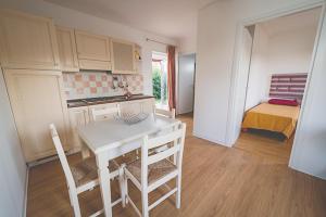 A kitchen or kitchenette at Colle Regnano