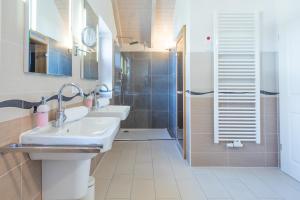 Ένα μπάνιο στο Ferienhaus Basstölpel +11 φωτογραφίες