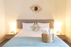Saronic View客房内的一张或多张床位