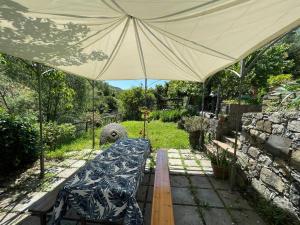 A garden outside Il frantoio di Luna - Levanto, 5 Terre