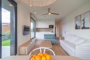 A seating area at OCEANSUITESLANGRE