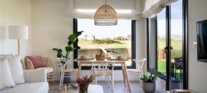 A seating area at OCEANSUITESLANGRE