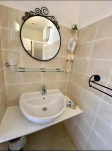 Koupelna v ubytování hotel lisà
