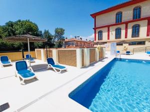 Bazén v ubytovaní Hotel Sierra de Ubrique alebo v jeho blízkosti