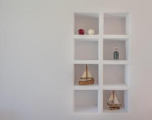 Fotografie z fotogalerie ubytování Geomilos Deluxe Rooms v destinaci Triovasálos