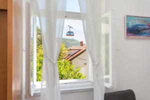 Galeriebild der Unterkunft MILKA-sea view apartment in center in Dubrovnik