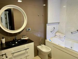 Kúpeľňa v ubytovaní Luxury boutique playa Silgar