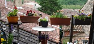 Photo de la galerie de l'établissement La Porte Bleue, à Saint-Antonin 60 autres photos