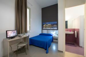 A television and/or entertainment centre at Terrazze Villanova