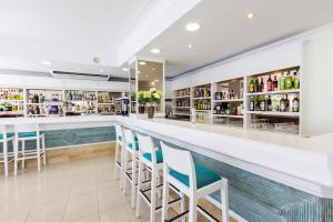 Nápoje v ubytování Hotel Don Miguel Playa