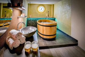 Kúpeľňa v ubytovaní LH Parkhotel Hluboka Nad Vltavou Congress & Wellness
