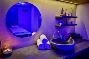 Kúpeľňa v ubytovaní LH Parkhotel Hluboka Nad Vltavou Congress & Wellness