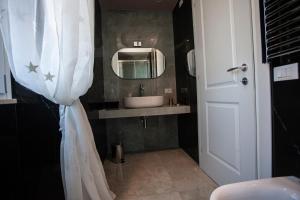 Koupelna v ubytování Cavalieri D'Oro Luxury House
