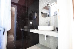 Koupelna v ubytování Cavalieri D'Oro Luxury House
