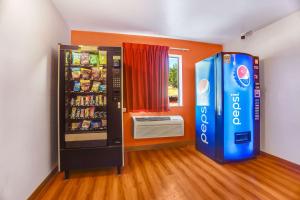 Perpustakaan di hotel