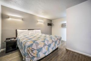 Postel nebo postele na pokoji v ubytování Motel 6-Toms River, NJ