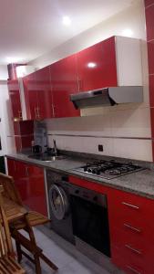 Kuchyň nebo kuchyňský kout v ubytování Cala Iris Appartement de vacances