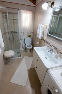 Koupelna v ubytování Apartman Rebecca + 37 fotografií