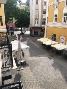 A restaurant or other place to eat at CENTER APARTMENT PLOVDIV