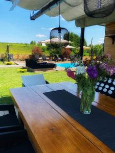 Vonkajšia záhrada v ubytovaní Zoe Luxury House