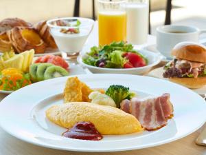 Opsi sarapan yang tersedia untuk tamu di Grand Nikko Tokyo Bay Maihama