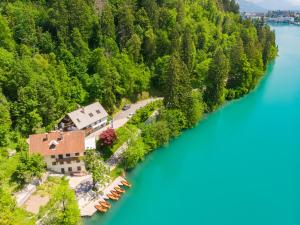 Ptičja perspektiva nastanitve Lake Bled Apartments