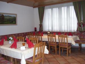 Restaurace v ubytování Hotel Landgasthof Hacker