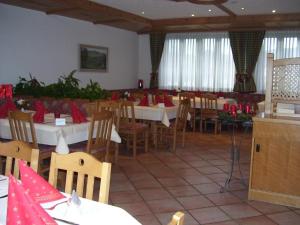 Restaurace v ubytování Hotel Landgasthof Hacker