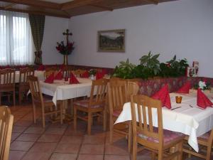 Restaurace v ubytování Hotel Landgasthof Hacker