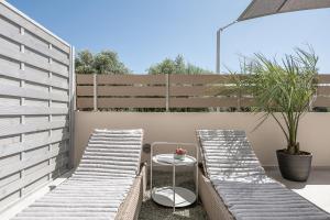 A balcony or terrace at Margiani Studio & Apartment