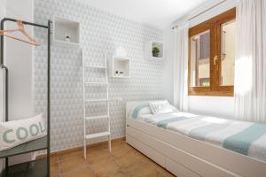 Posteľ alebo postele v izbe v ubytovaní Lets Holidays new apartment close to the beach