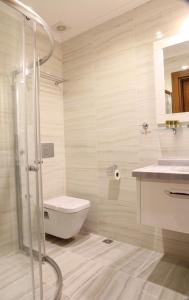 Koupelna v ubytování Kilpa Hotel