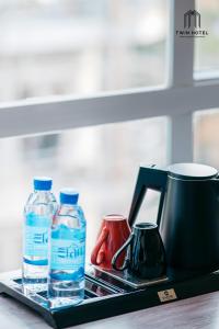 Twin Hotel Kampot的咖啡和沏茶工具