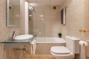 Kúpeľňa v ubytovaní Lets Holidays new apartment close to the beach + 18 fotografií
