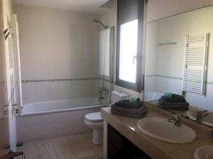 Kúpeľňa v ubytovaní R64 Deluxe Villa Déjà Vu