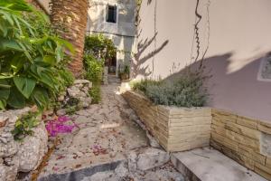 Fotografie z fotogalerie ubytování Apartment in Mali Lošinj with terrace, air conditioning (3683-2) v destinaci Mali Lošinj