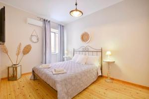 Foto da galeria de Sofias Flat em Corfu Town