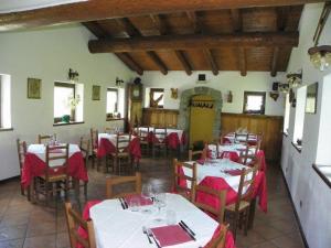 Restaurace v ubytování Hotel Les Granges