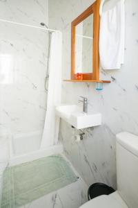 Un baño de Lantern Guest House