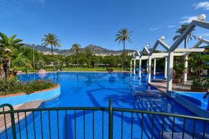 The swimming pool at or close to BENAL BEACH, Superb 2 Bedroom 2 Bathroom Beach front Apartment sleeps 6