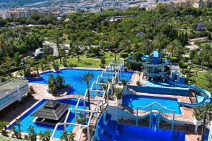 The swimming pool at or close to BENAL BEACH, Superb 2 Bedroom 2 Bathroom Beach front Apartment sleeps 6