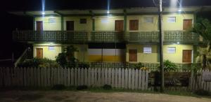 Gallery image of Pal's on the beach - Dangriga, Belize in Dangriga